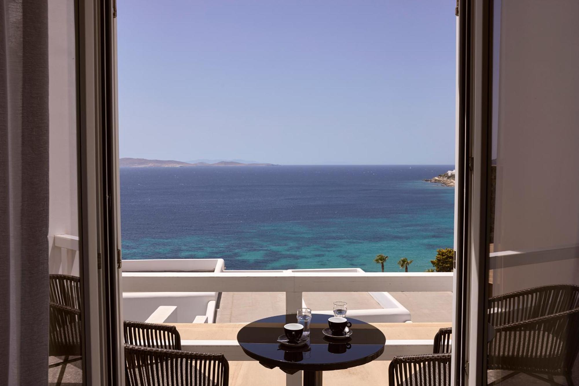 Amazon Mykonos Suites & Spa Agios Ioannis Diakoftis Exterior foto
