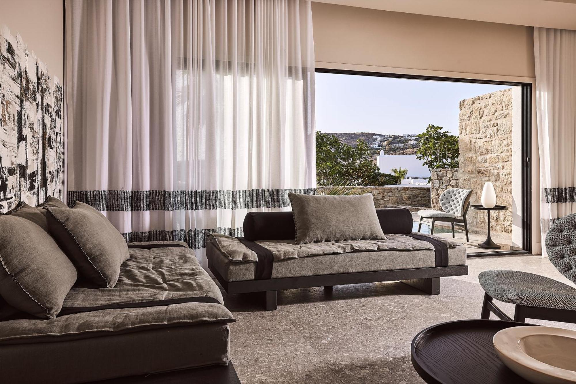 Amazon Mykonos Suites & Spa Agios Ioannis Diakoftis Exterior foto