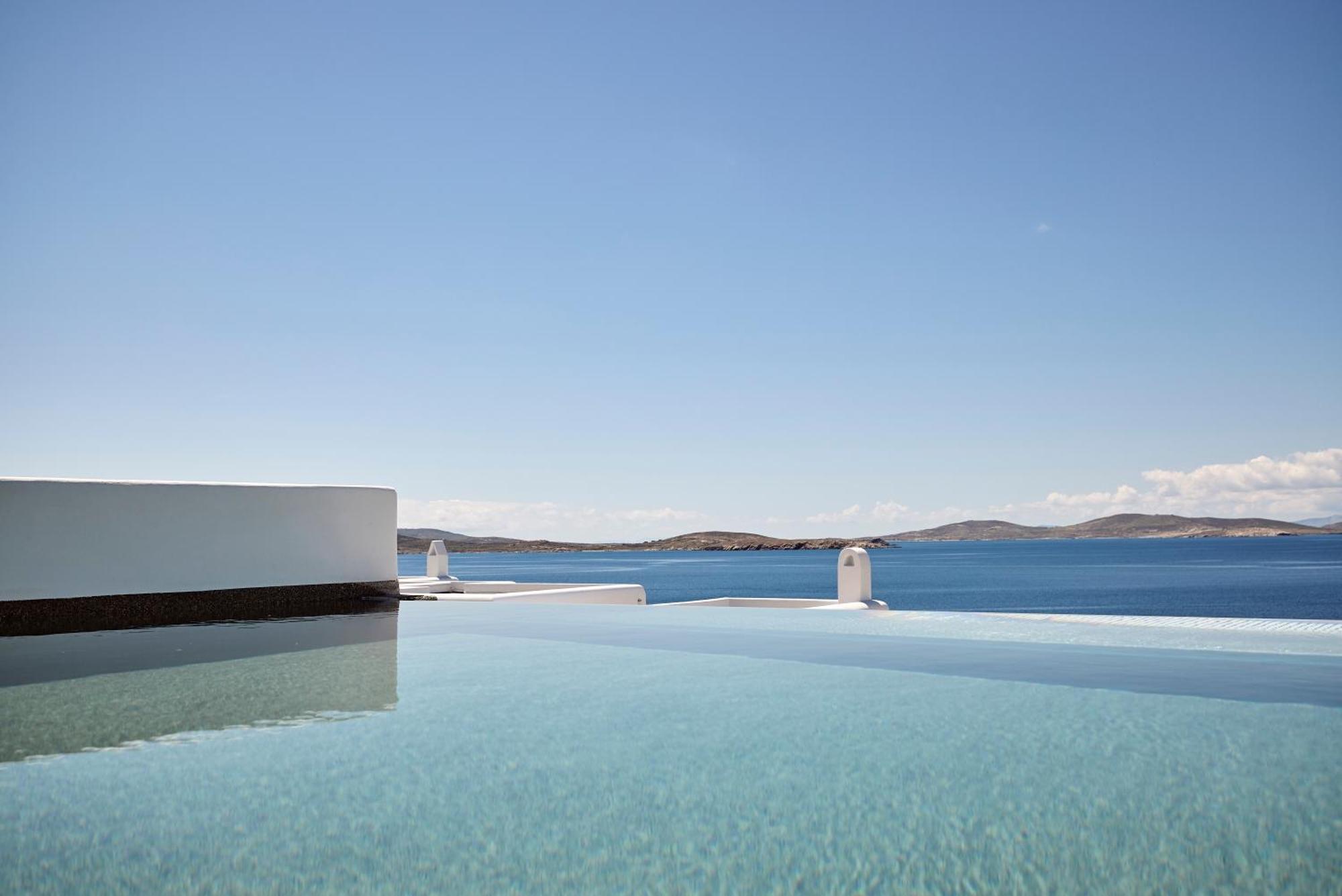 Amazon Mykonos Suites & Spa Agios Ioannis Diakoftis Exterior foto
