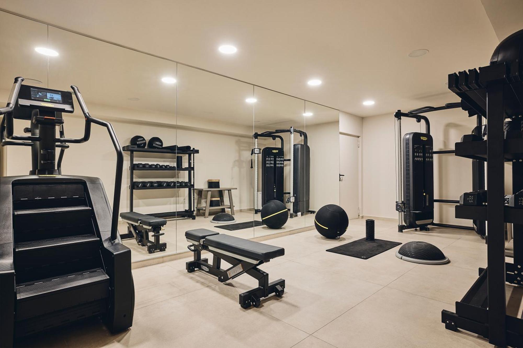 Amazon Mykonos Suites & Spa Agios Ioannis Diakoftis Exterior foto